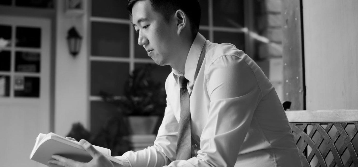 Atmosphäre konzentrierter Auseinandersetzung in einem Online-Seminar